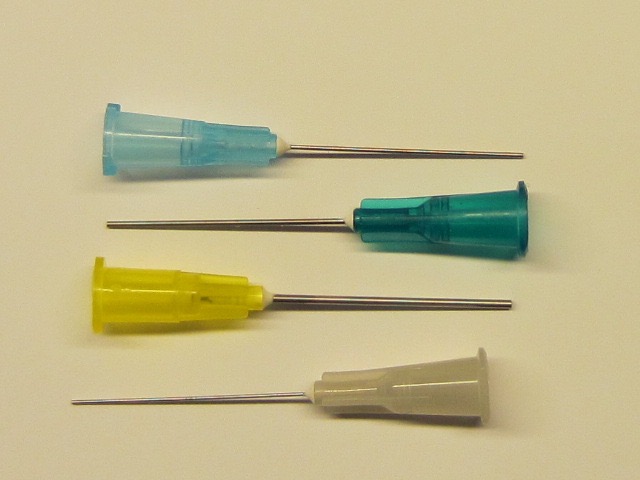 4pcs. PRECISION GLUE 1" TIP